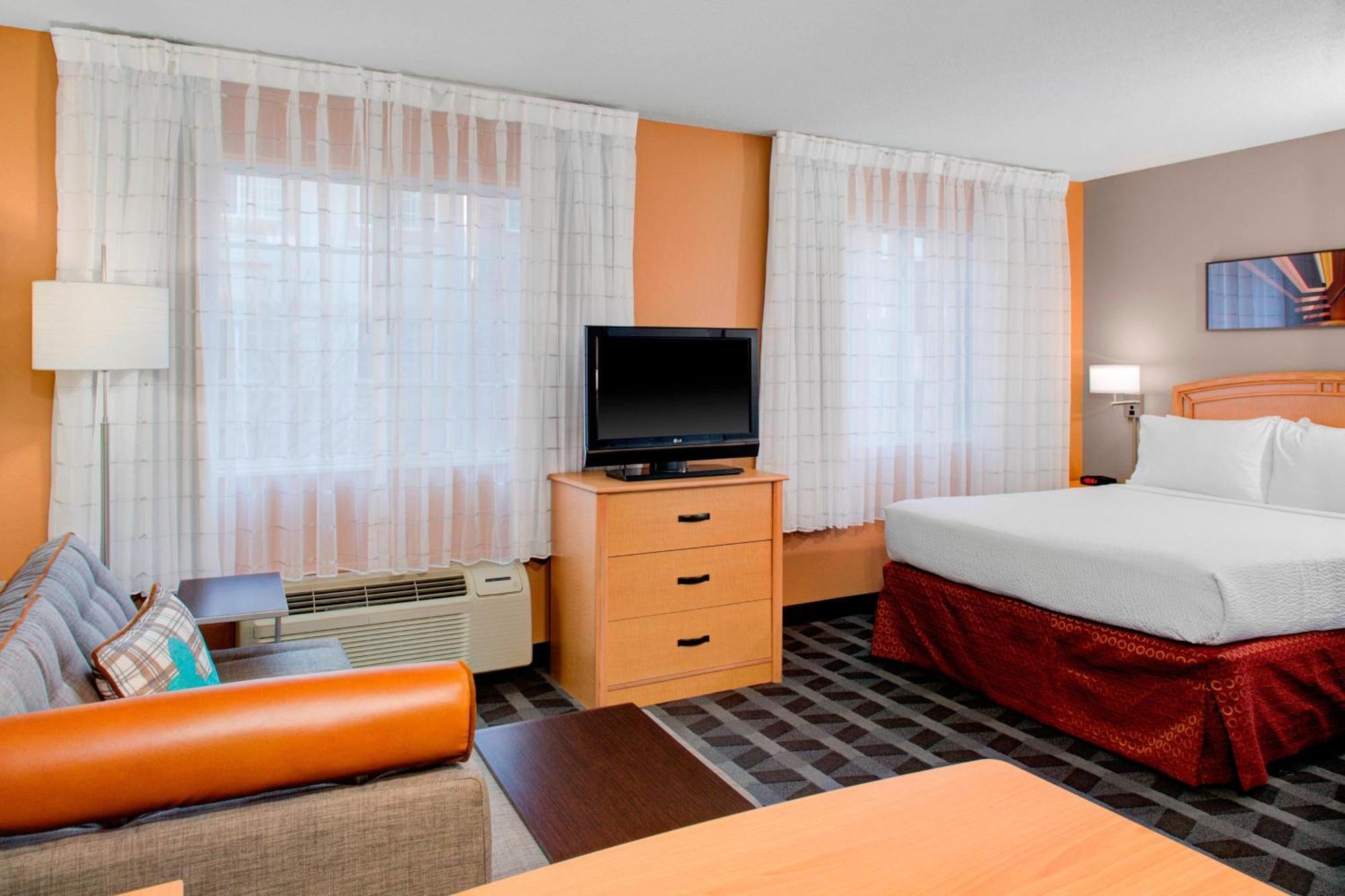 Towneplace Suites Wichita East מראה חיצוני תמונה