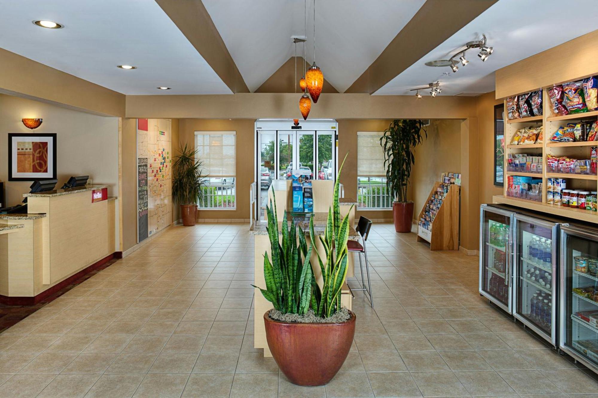 Towneplace Suites Wichita East מראה חיצוני תמונה